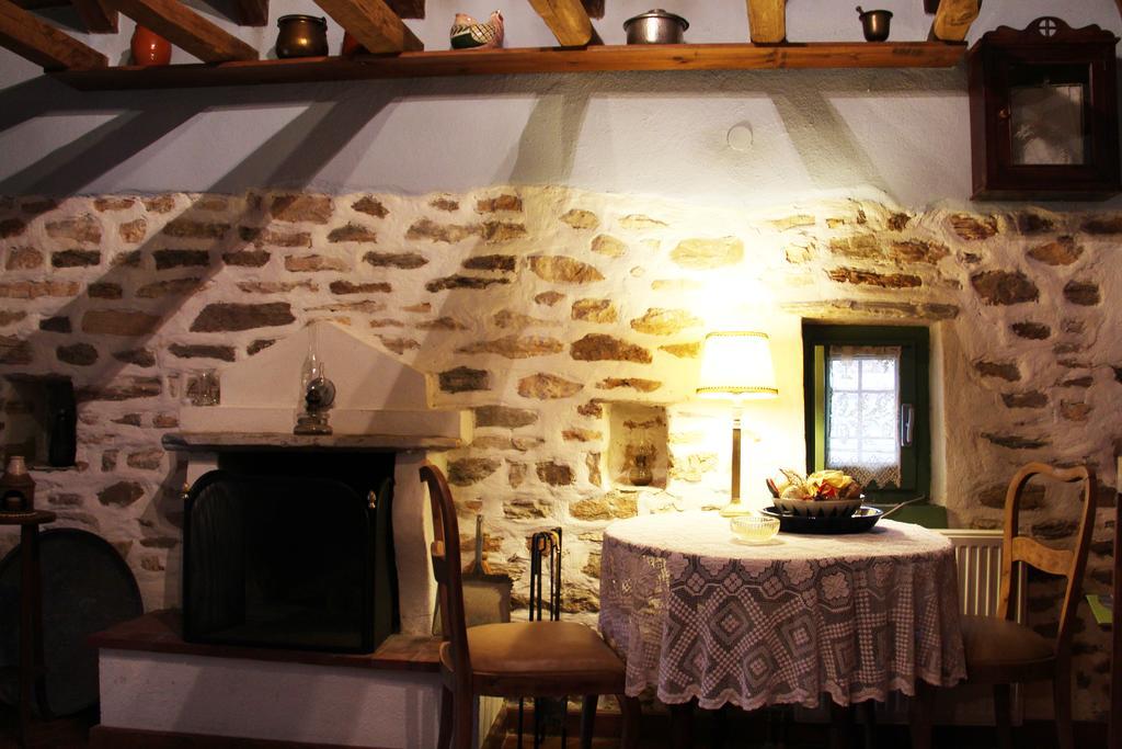 Ferienwohnung Efipoi Pinakátai Exterior foto
