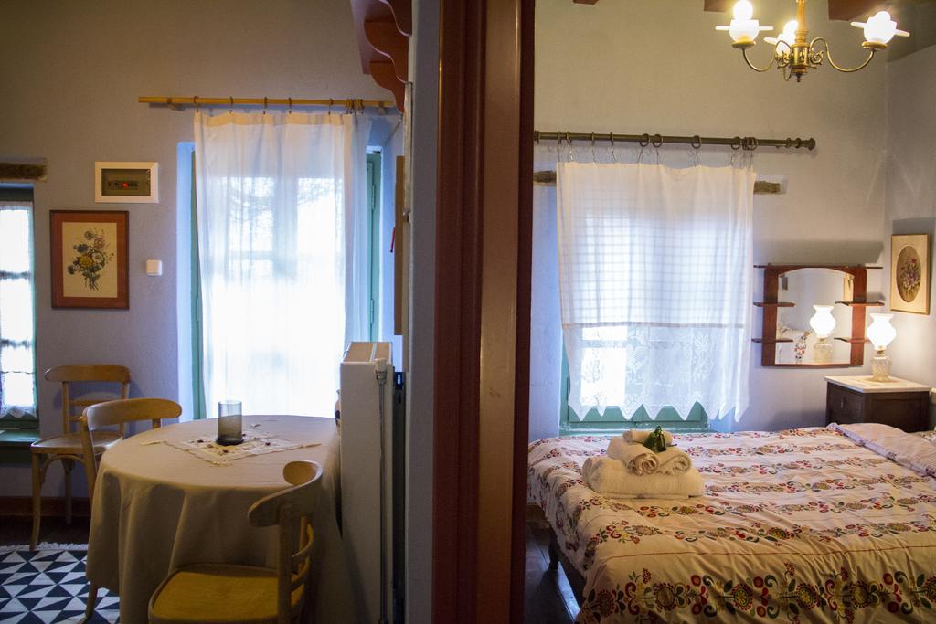 Ferienwohnung Efipoi Pinakátai Exterior foto