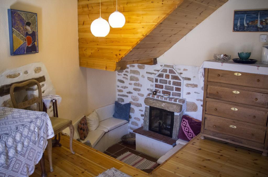 Ferienwohnung Efipoi Pinakátai Exterior foto